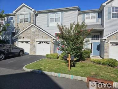 Main picture of 27 Harbor Bay Cir