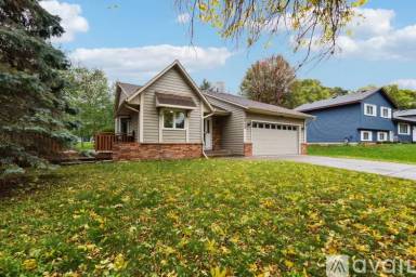Main picture of 2738 Chertsey Dr
