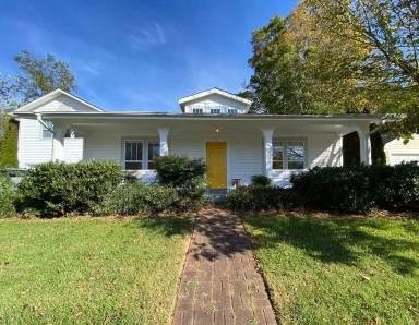 Main picture of 3 Rosemont Ct