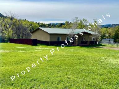 Main picture of 2095 County Road 245