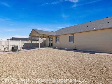 Main picture of 574 Alpine Lake St
