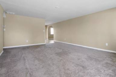 Main picture of 13214 N 37th Way