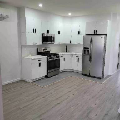 Main picture of 77 Eldert St