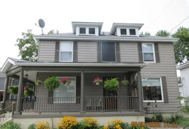 Main picture of 2228 S Harrison St