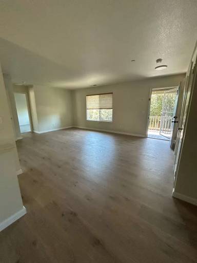 Main picture of 992A Grove St