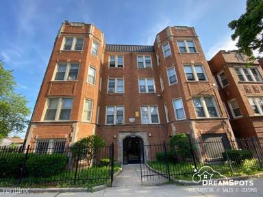 Main picture of 5501 W Congress Pkwy