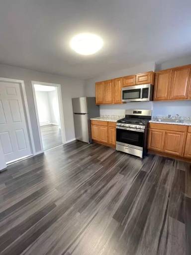 Main picture of 68 Hasbrouck St