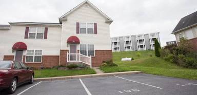 Main picture of 196 Emerson Ln