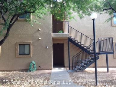 Main picture of 1205 E Greenlee Rd