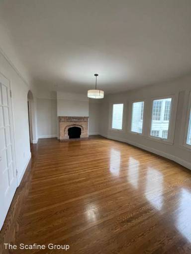 Main picture of 3425 Scott St