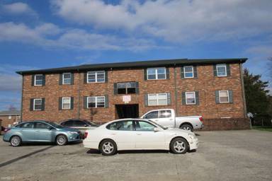 Main picture of 608 N Woodland Dr