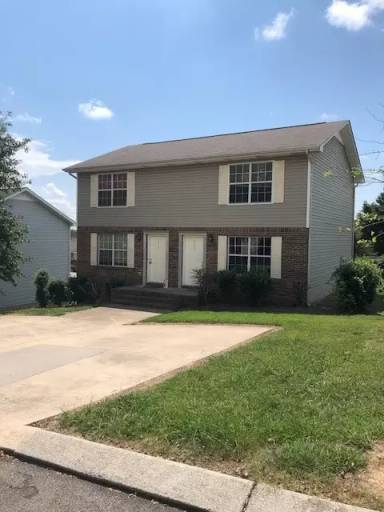 Main picture of 1114 Village Ct NE