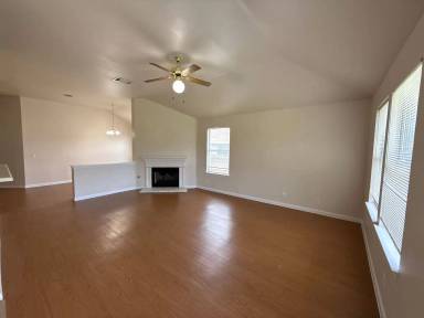 Main picture of 122 Little Lake Rd
