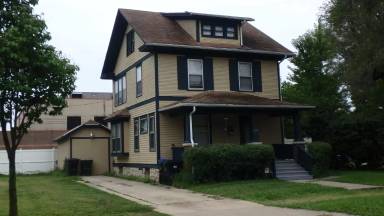 Main picture of 1319 SW 7th St