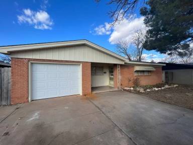 Main picture of 2812 57th St