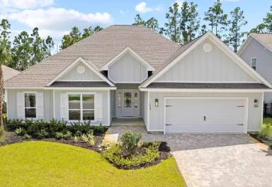 Main picture of 100 Pine Lake Dr