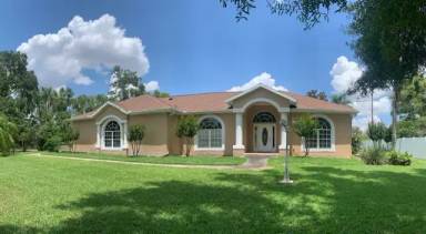 Main picture of 327 N Taylor Rd
