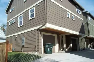 Main picture of 2420 S Lane St