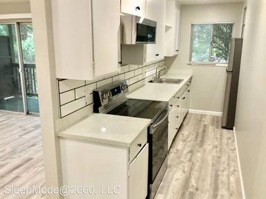 Main picture of 2660 Flores St