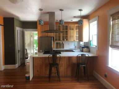 Main picture of 188 Sherman St