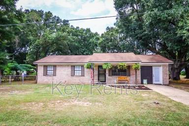 Main picture of 4715 Pecanwood Pl