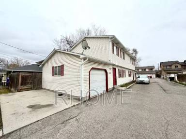 Main picture of 326 E Fenton Ave