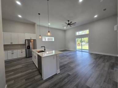 Main picture of 6548 NW 109th Pl