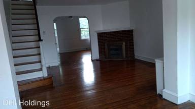 Main picture of 307 E Elwood St