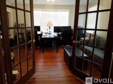 Main picture of 26 Hayden Rowe St