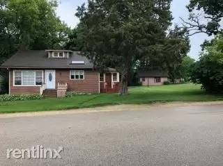 Main picture of 122 Beauteau St