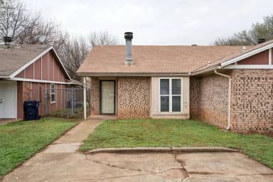 Main picture of 6203 SE 47th St