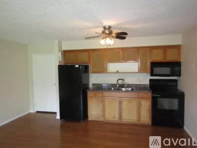 Main picture of 2636 Hidden Lake Dr N