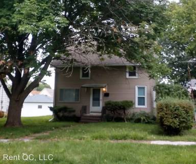 Main picture of 442 41st St