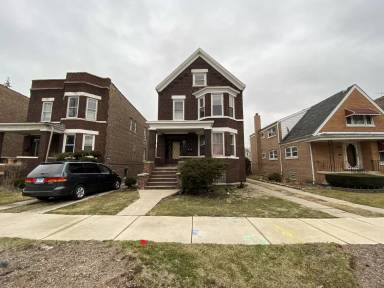 Main picture of 8327 S Manistee Ave
