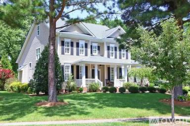 Main picture of 103 Byron Ct
