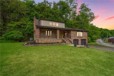 Main picture of 2710 Douglas Run Rd