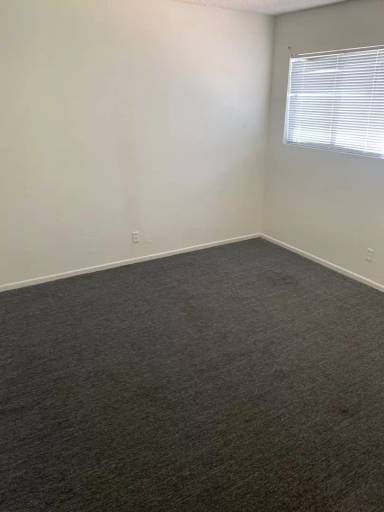 Main picture of 2675 Sherwood St