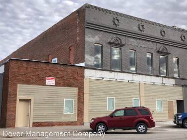 Main picture of 320 S Main St