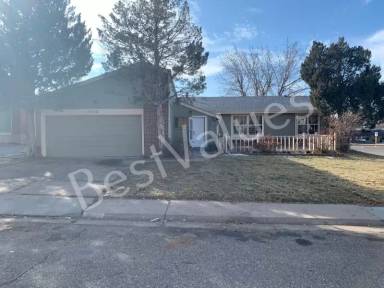 Main picture of 15552 E Temple Pl