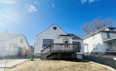 Main picture of 2419 Jones St