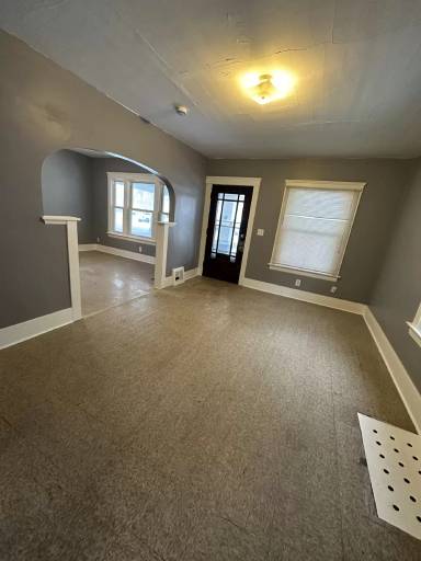 Main picture of 2915 Elyria Ave