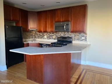 Main picture of 6612 S Kenwood Ave