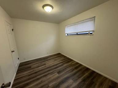 Main picture of 532 NW Cecil Ave