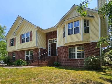 Main picture of 1975 Sandstream Ct SW