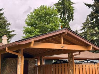 Main picture of 907 142nd Ave SE