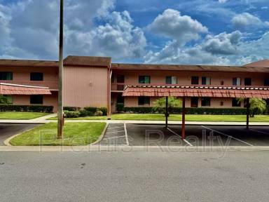Main picture of 141 Lakeside Dr