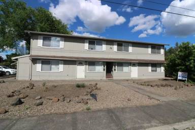 Main picture of 264 N 8th St