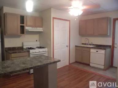 Main picture of 803 E Water St