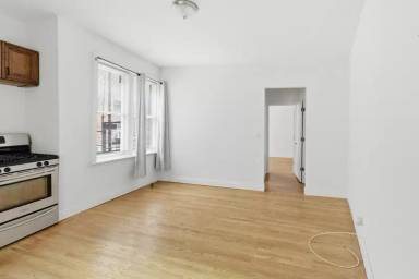 Main picture of 649 Chancellor Ave