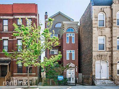Main picture of 1657 N Halsted St